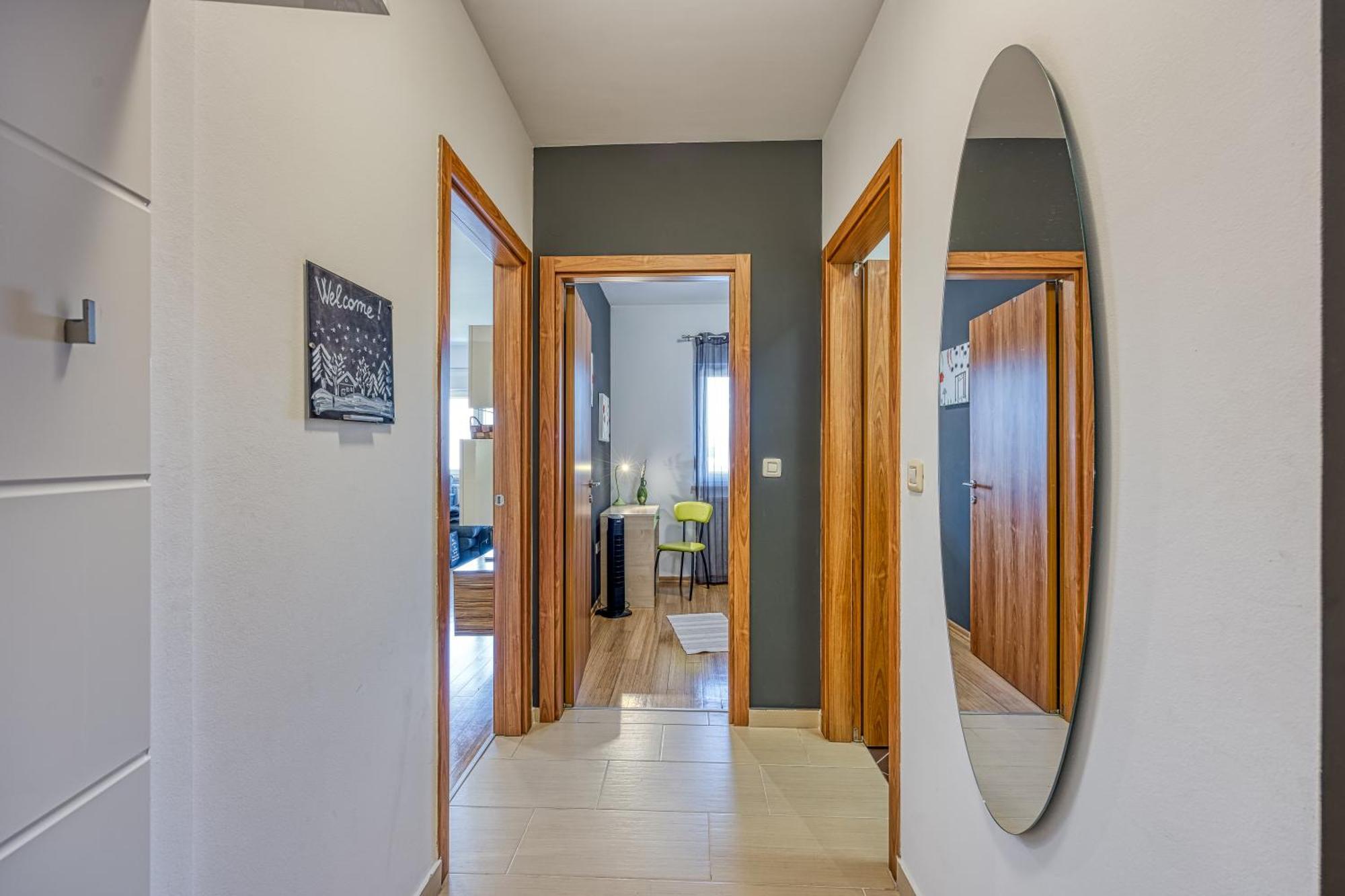 Apartment Dea - Three Bedroom Apartment พูลา ภายนอก รูปภาพ
